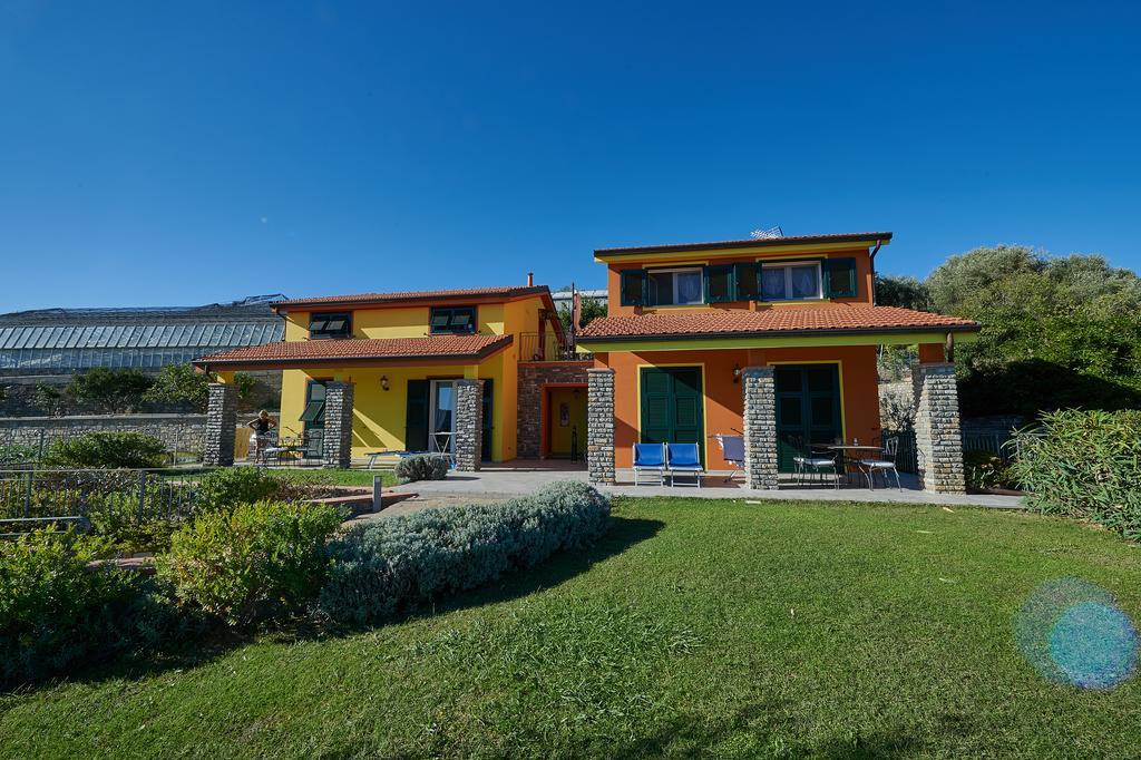 Agriturismo Le Girandole Diano Marina Eksteriør billede